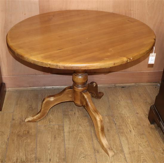 A pine tripod table W.90cm